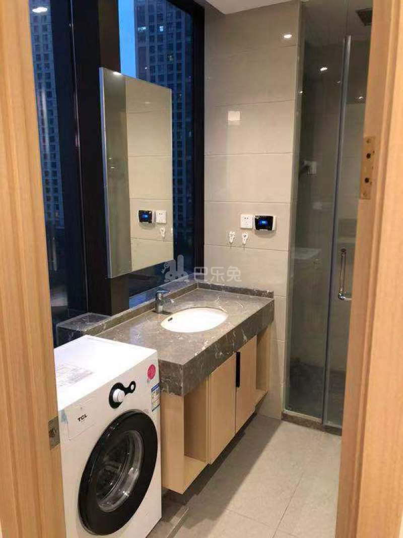 绿地旭辉城9541136卫生间图4