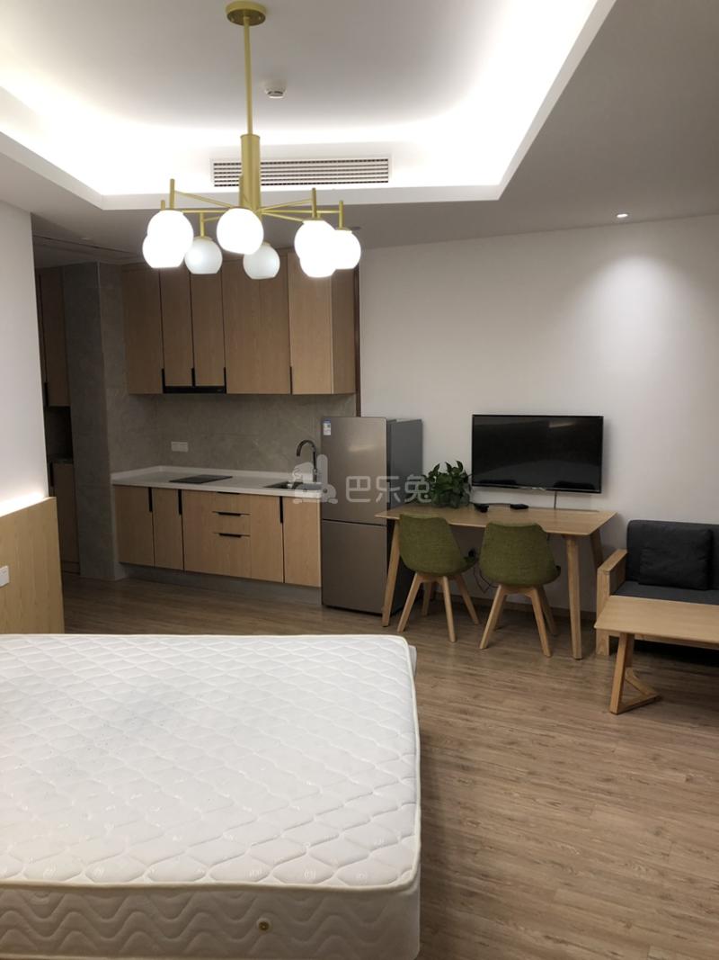 绿地旭辉城9541136卧室图2