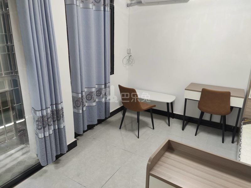 车陂西华新村北2号9542090客厅图4