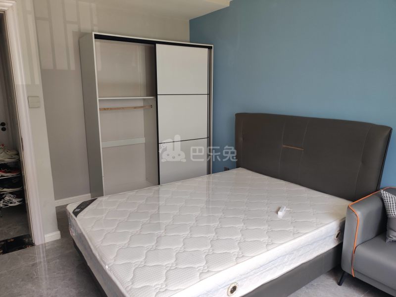 卫春苑9547390卧室图1