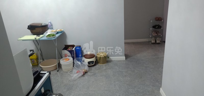 卫春苑9547390客厅图4