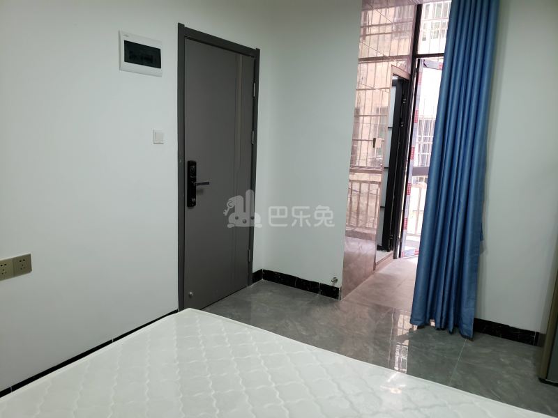 长湴北街18号A栋9557607卧室图4