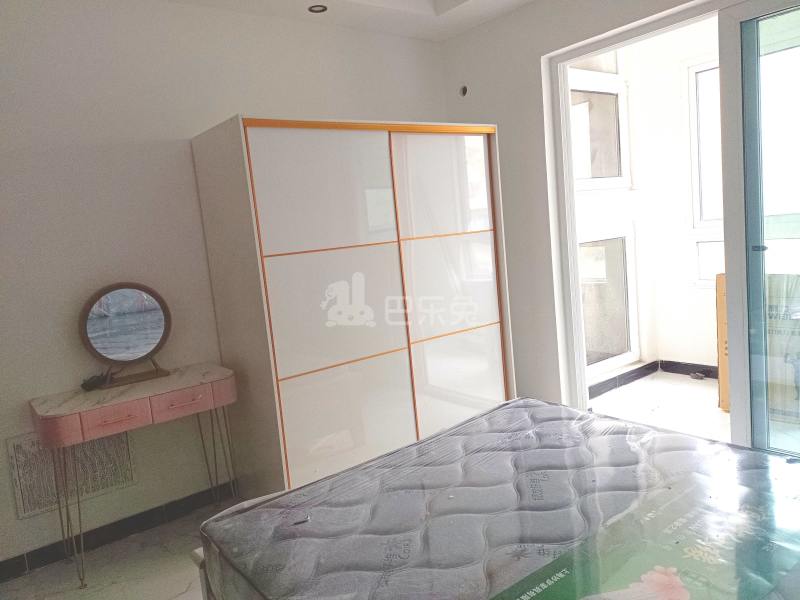 永德宝邸9561516卧室图1