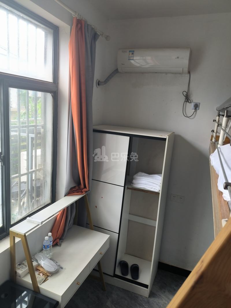 西郊家园（青浦）9566491卧室图3