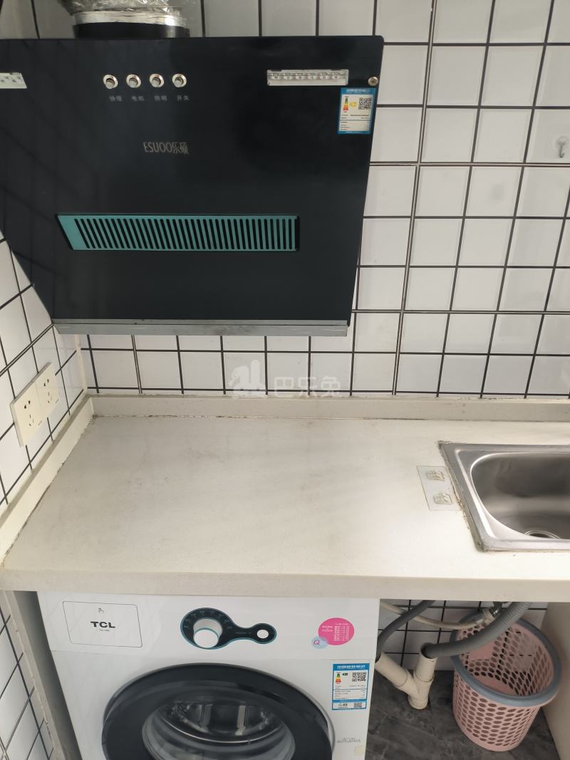 西郊家园（青浦）9566491厨房图5