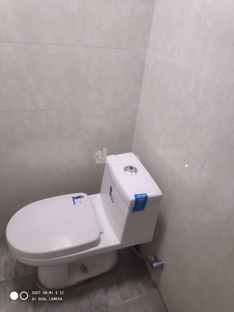 银色港湾公寓9568232卫生间图6