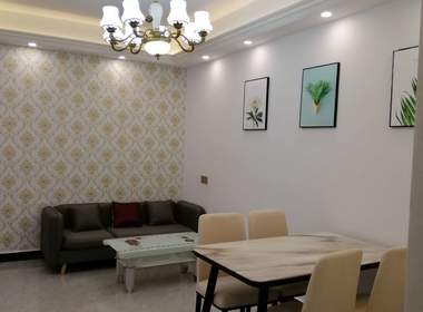 嘉丰万悦城南区 4室1厅2卫