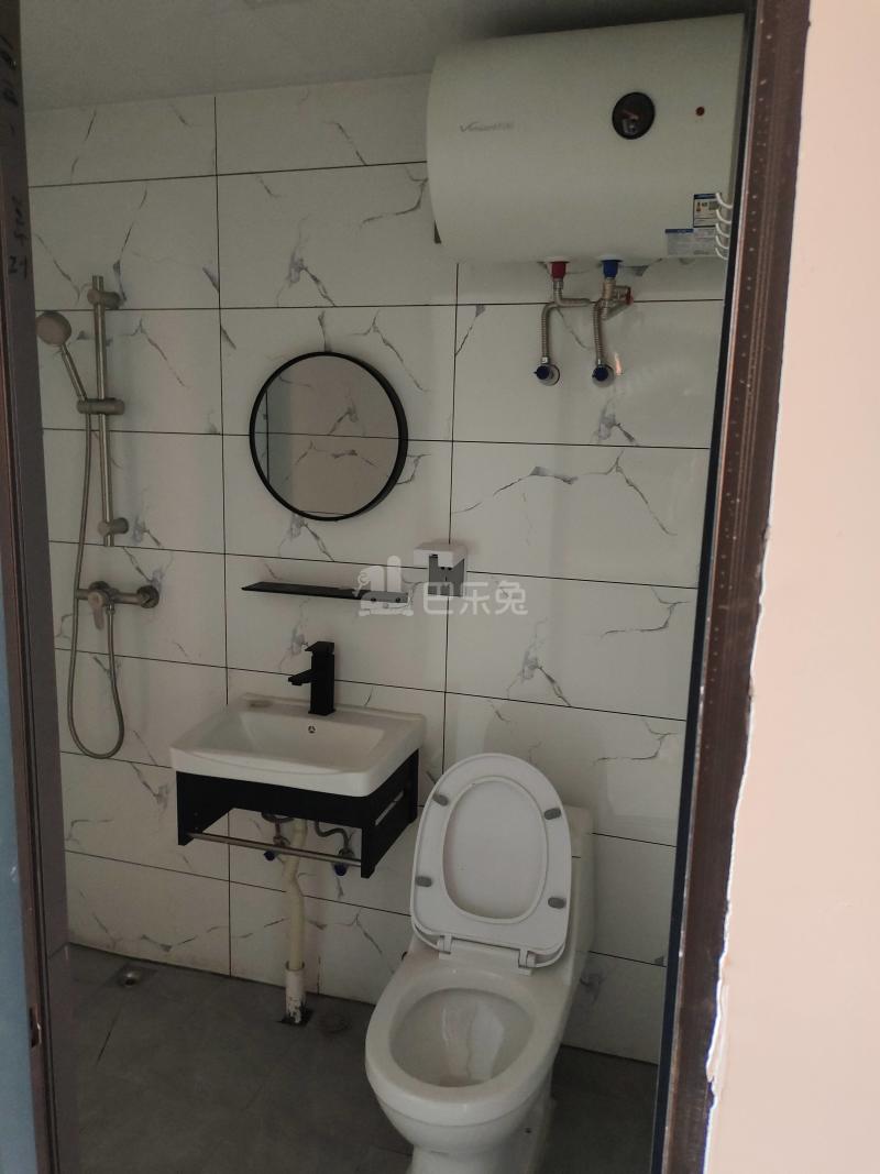 黄村南路5号9578124卫生间图5
