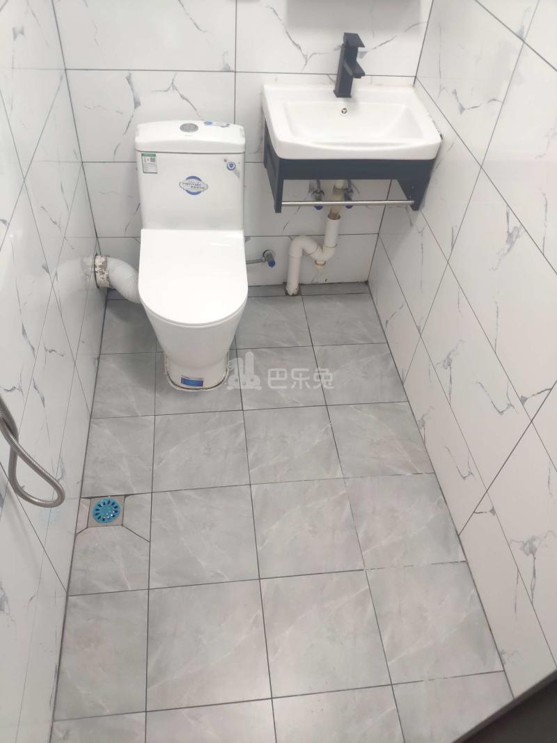 黄村南路5号9578131卫生间图6