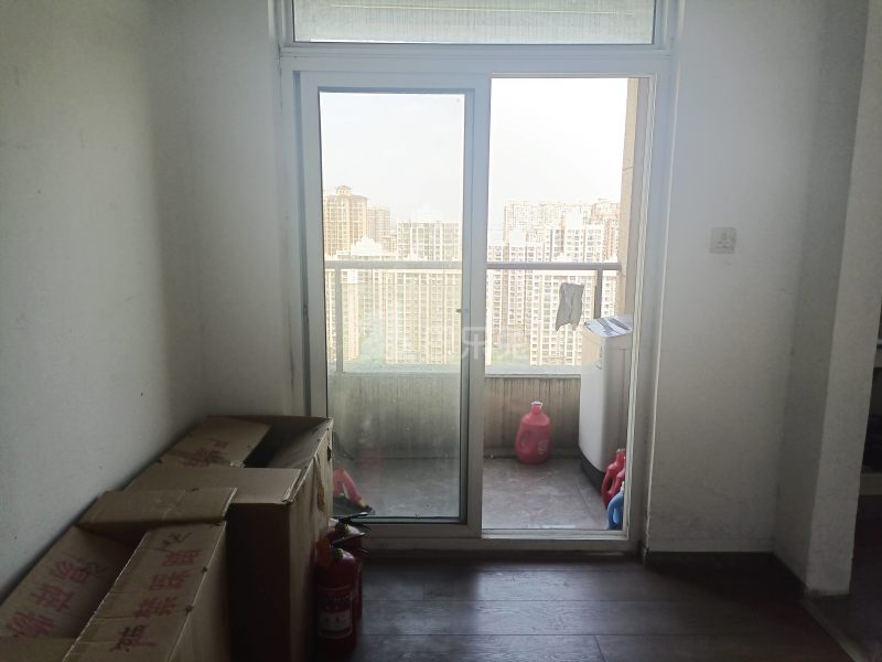 国基城邦逸墅9579913客厅图5