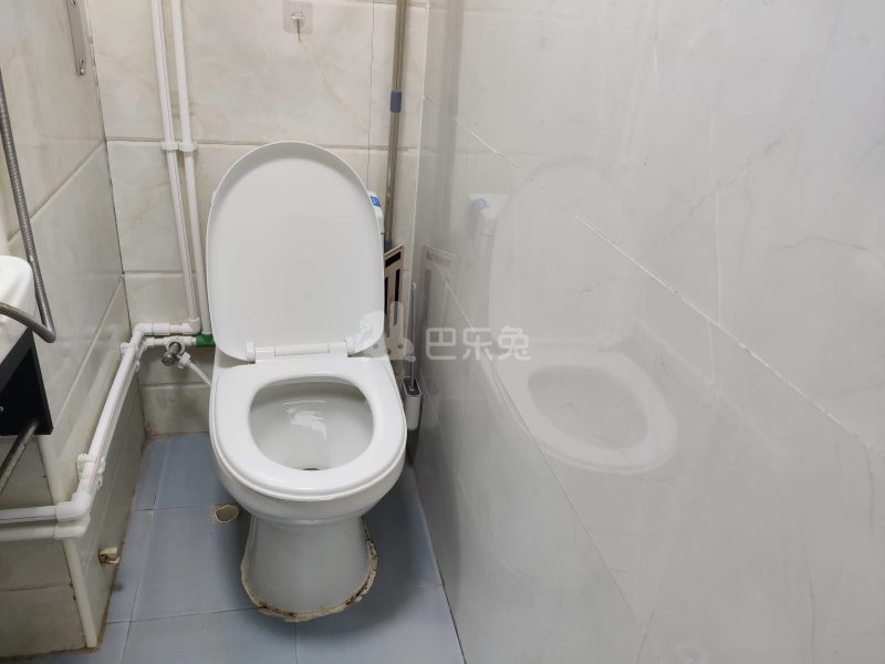 塘泾北苑9585712卫生间图7