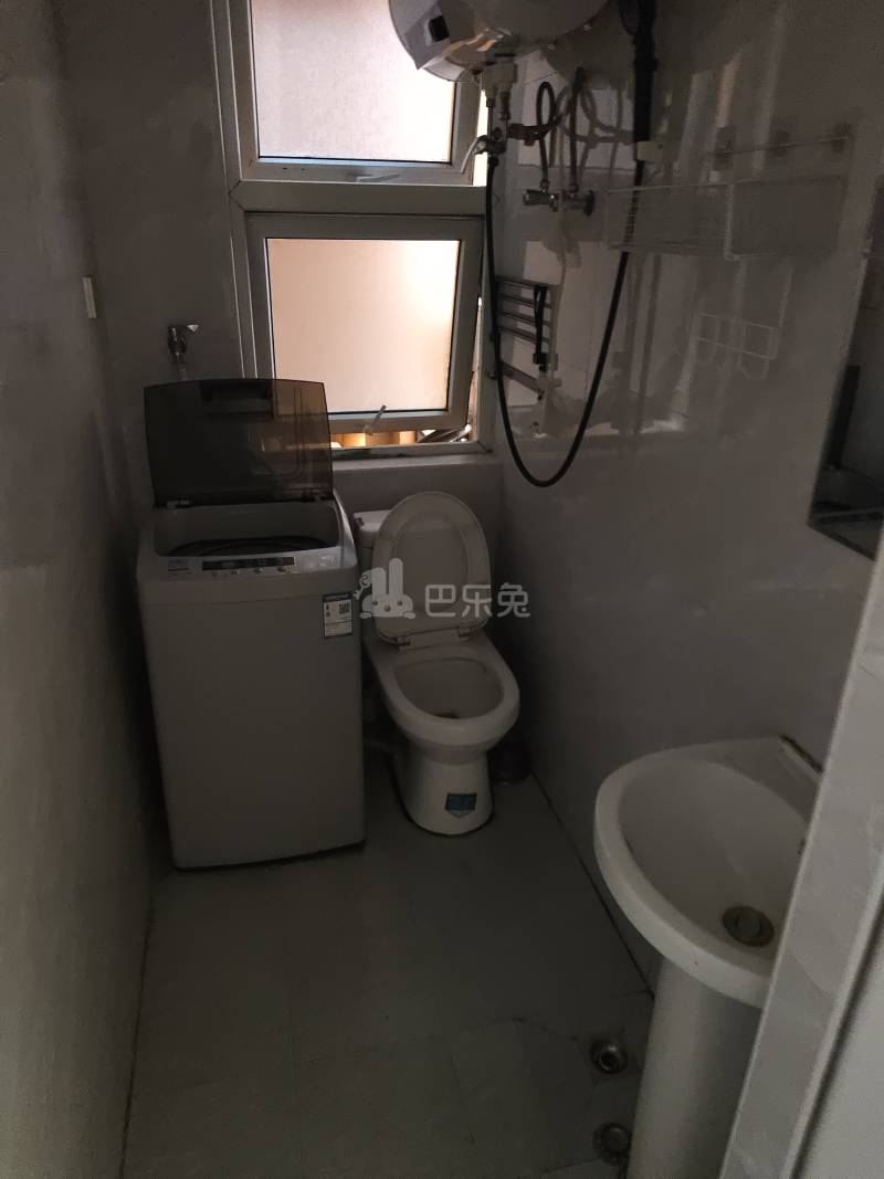 景致公寓9586801卫生间图5