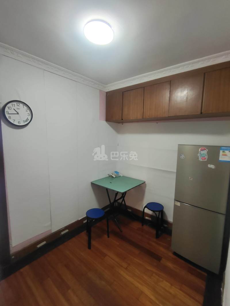 闻喜路251弄小区9595942客厅图9