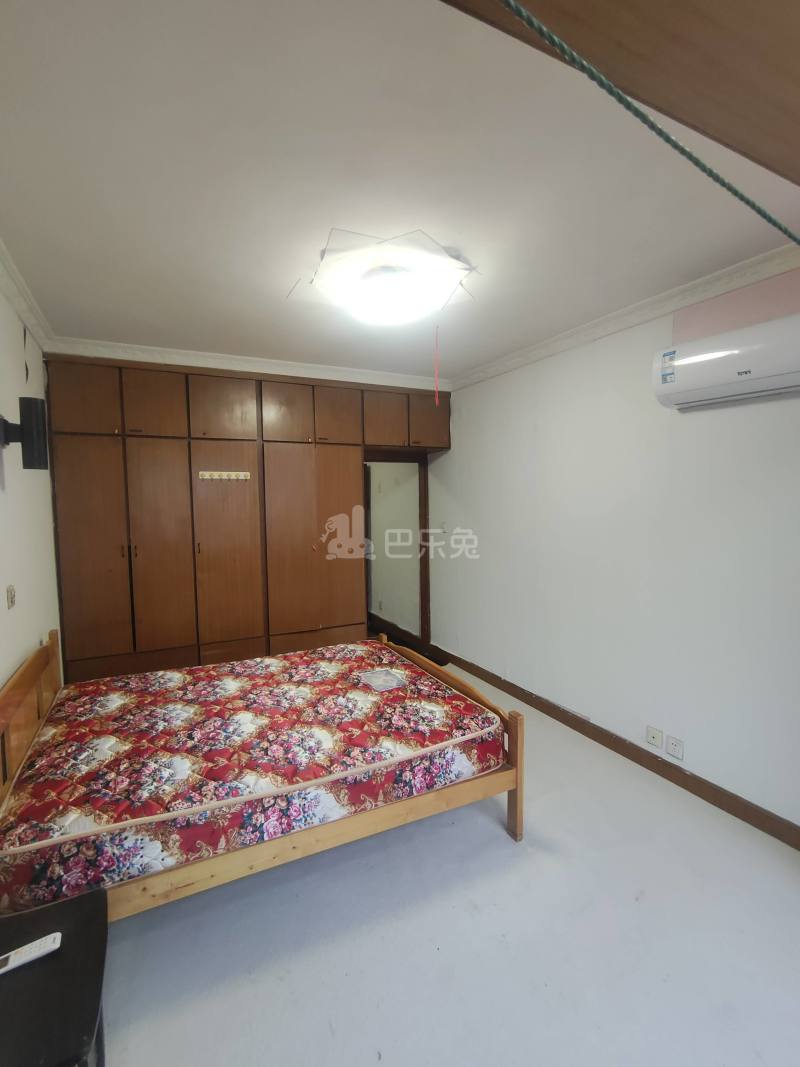 闻喜路251弄小区9595942卧室图3