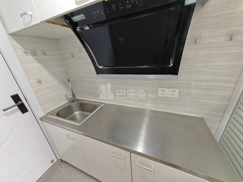 马陆汽配城A区9602152厨房图4