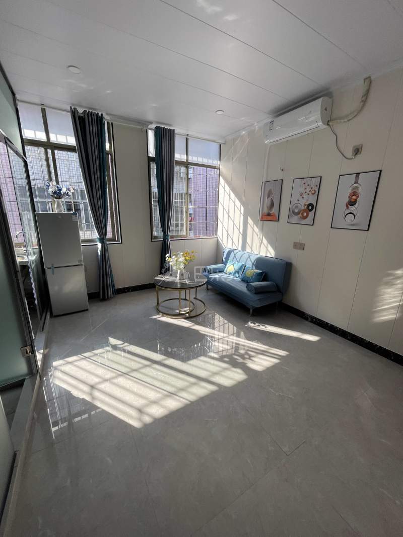 卫山北三路59号9603539客厅图3