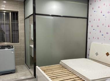 卫山北三路59号 1室1厅1卫