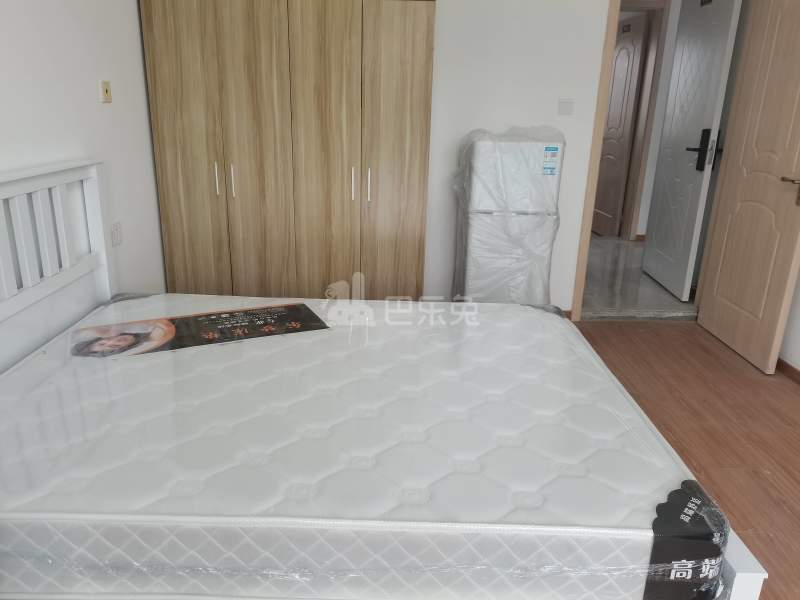 上海豪都国际新城（捷克住宅小区）9604087卧室图2