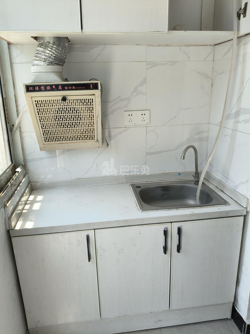 鹤东村沙东三组（民房）9606223厨房图4