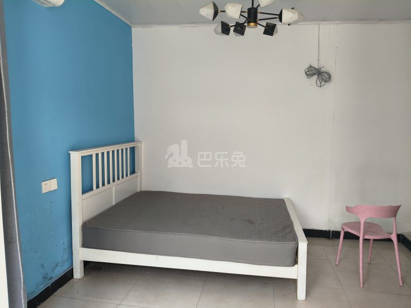 鹤东村沙东三组（民房）9606223卧室图2