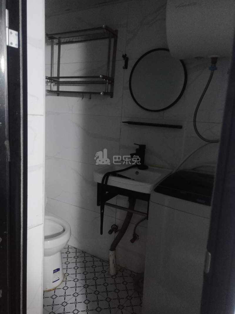 鹤东村沙东三组（民房）9606232卫生间图6