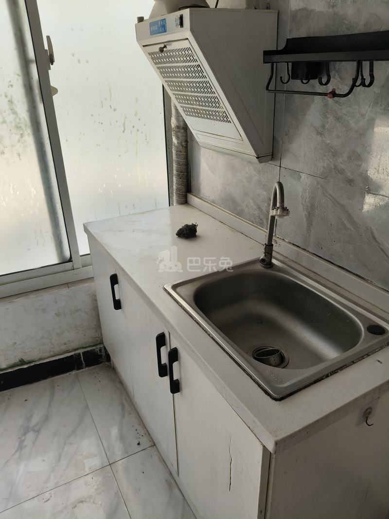 鹤东村沙东三组（民房）9606234厨房图5