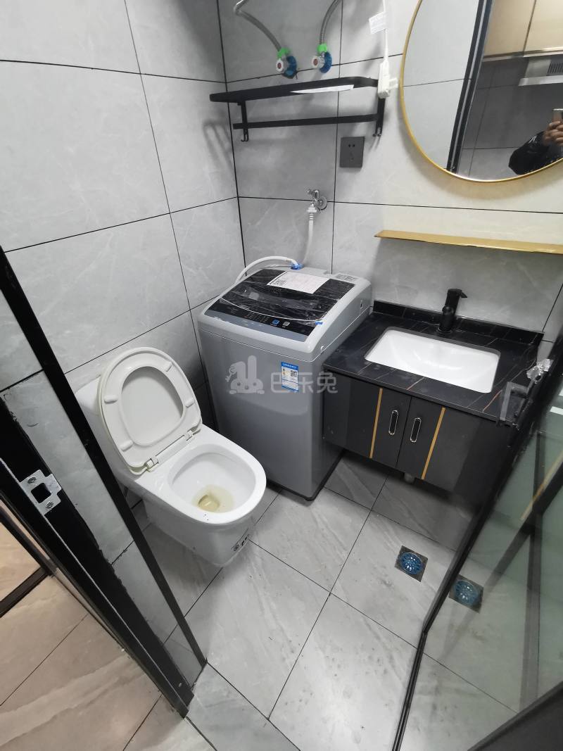 林顿大厦9610473卫生间图4