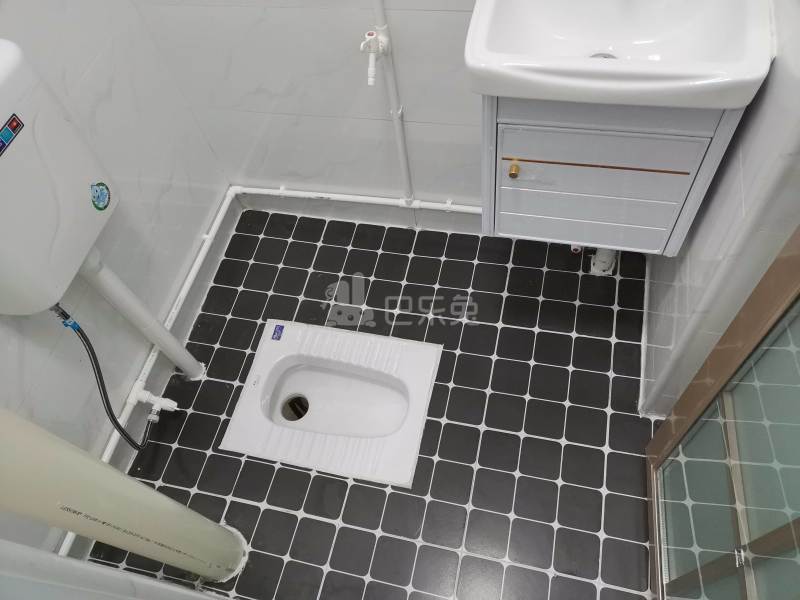 员村三横路东巷97号9616316卫生间图7