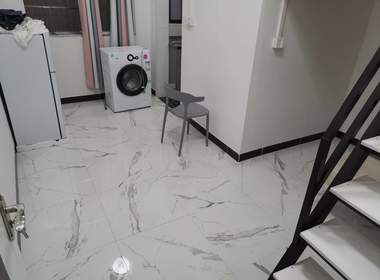 员村三横路东巷97号 