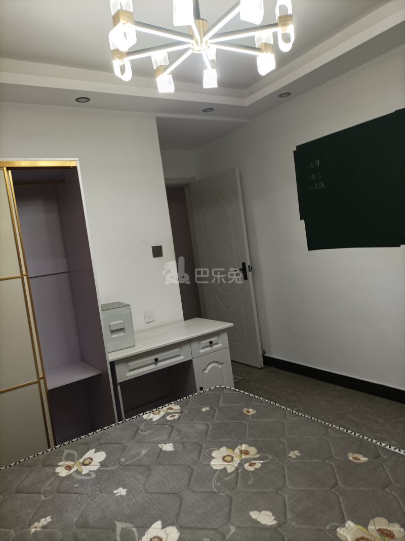 鹤沙航城乐成苑9622719卧室图2