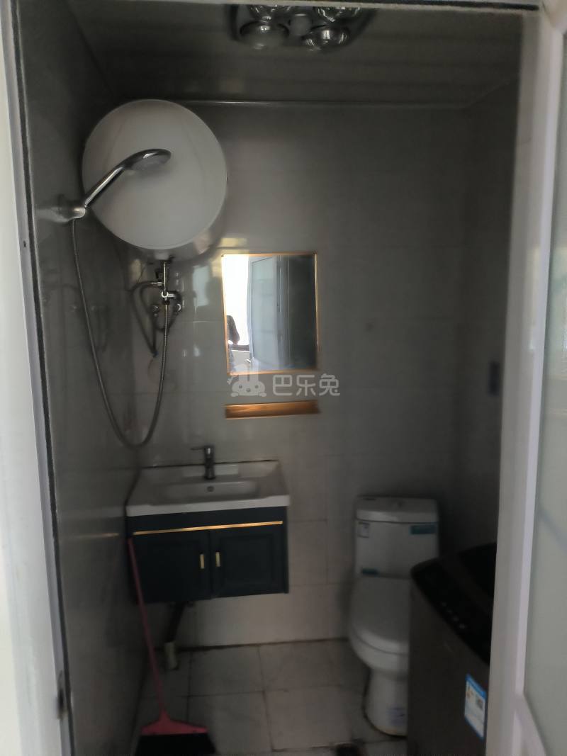 三角丰收湖嘉园二区9625910卫生间图6