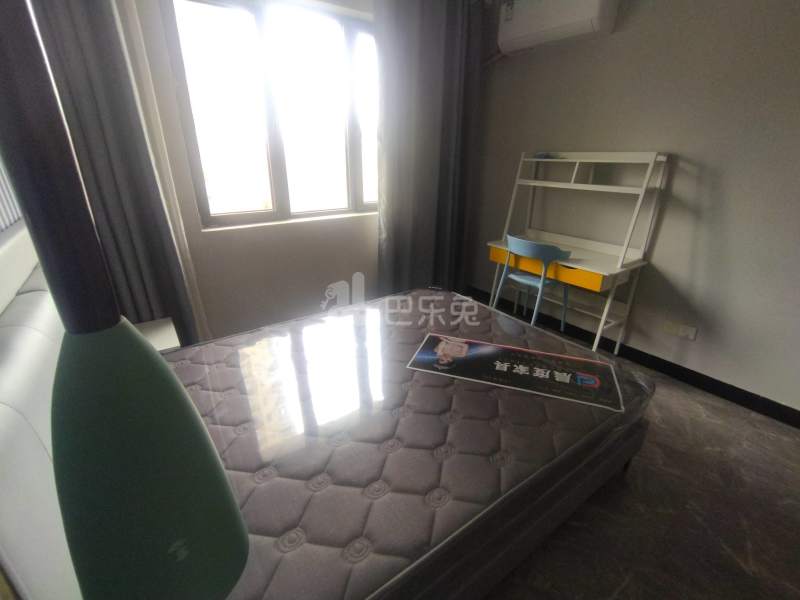 润杨名邸9635349卧室图3