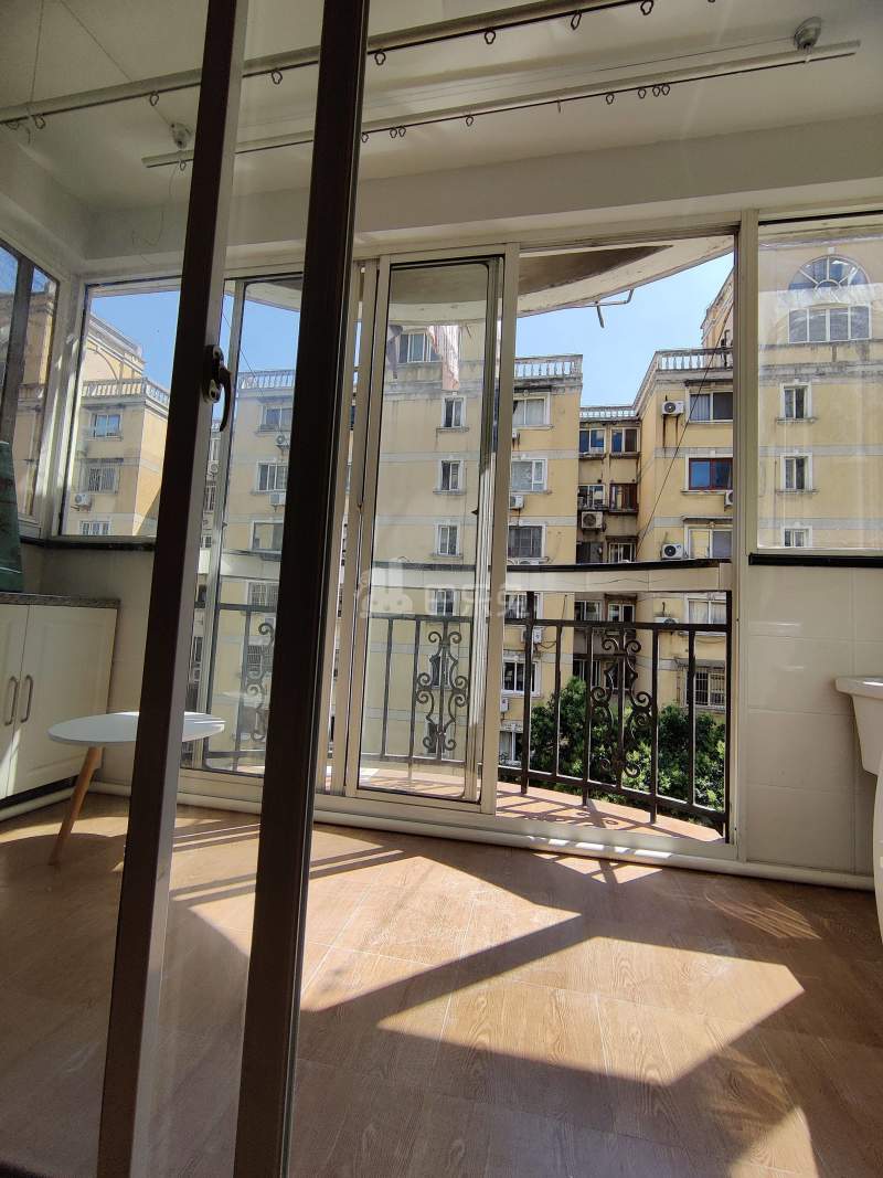 润欣公寓9637075卧室图2