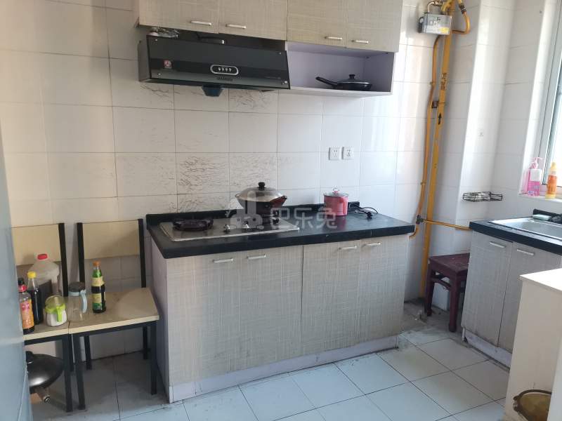 金沙湾绿地和苑一期9637886厨房图5