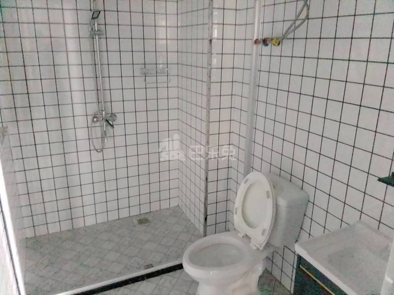 盈二佳苑9639649卫生间图4