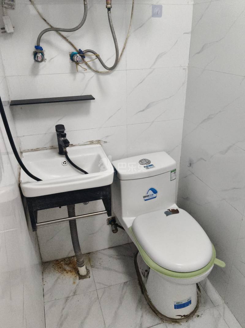 松沪苑9649714卫生间图5