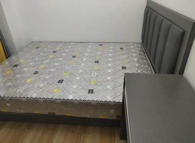 望岗西岭工业园路五巷1号 2室1厅1卫