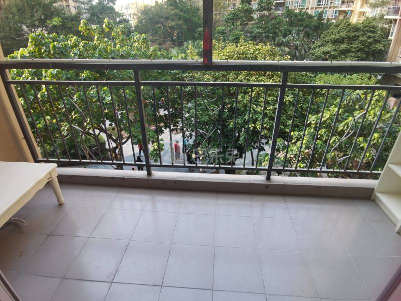 星海名城三期沁园9659660卧室图3