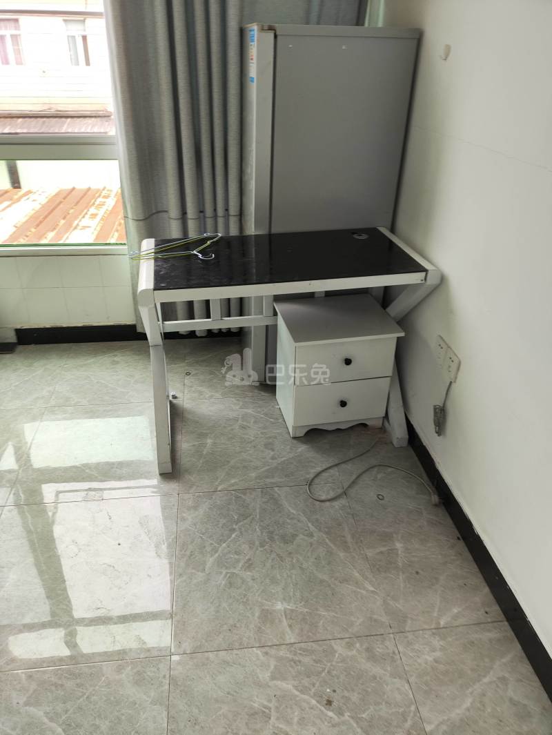 黄楼镇新春村5队东周家宅（民房）9662532客厅图4