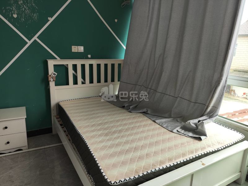 黄楼镇新春村5队东周家宅（民房）9662532卧室图0