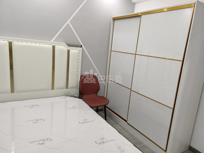 润杨名邸9666550卧室图2