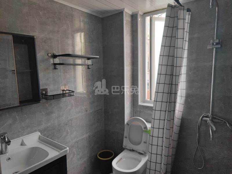 平南一村9667087卫生间图9