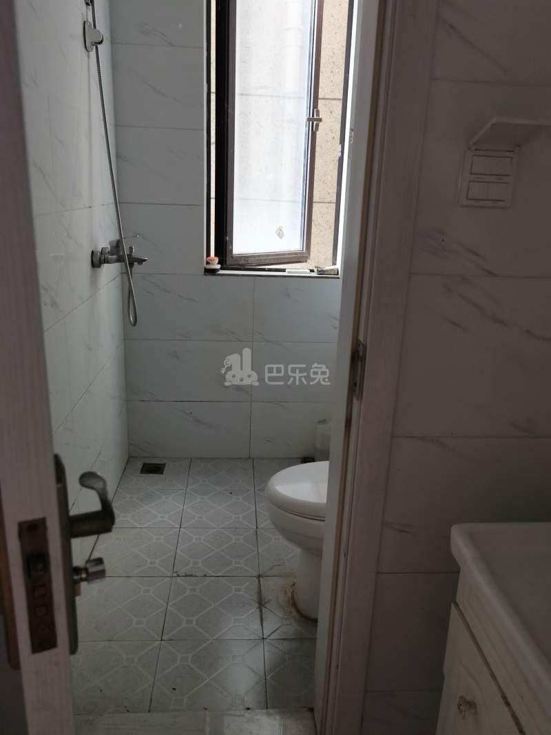 宝嘉誉府7097405卫生间图5