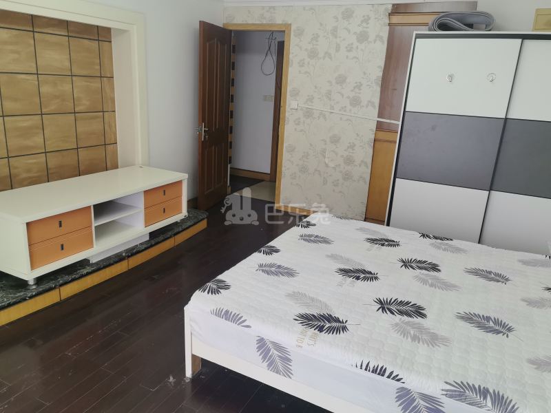 新青浦花苑2区9669201卧室图3