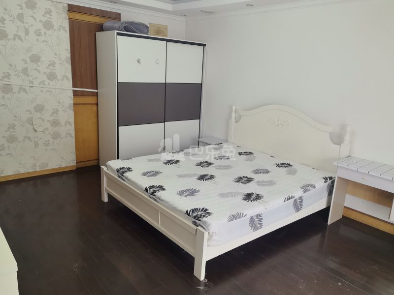 新青浦花苑2区9669201卧室图2