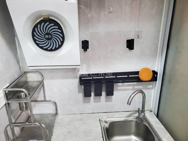 金鹤新城水岸秀苑9673750厨房图4