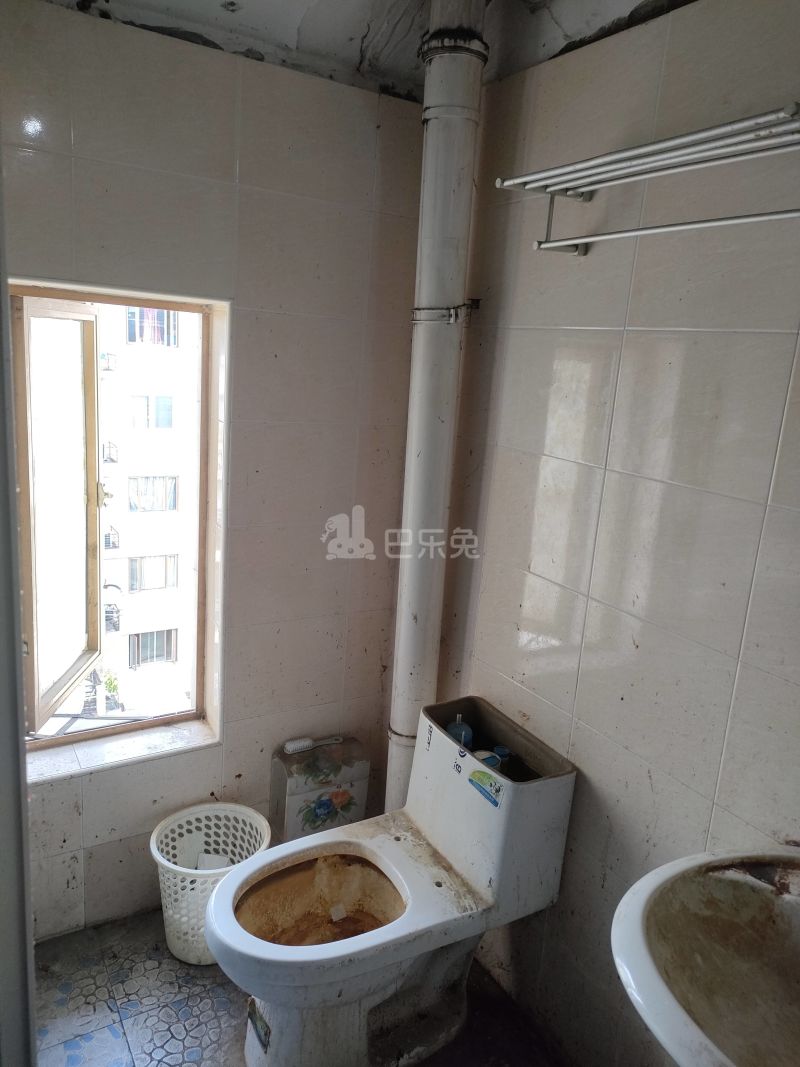 银兆公寓9686003卫生间图16