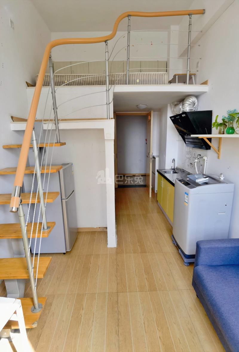 壹+青年社区9679746客厅图1