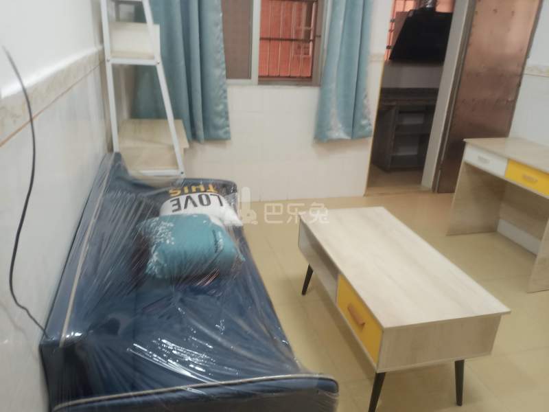 上步前街二巷4号9685931客厅图4