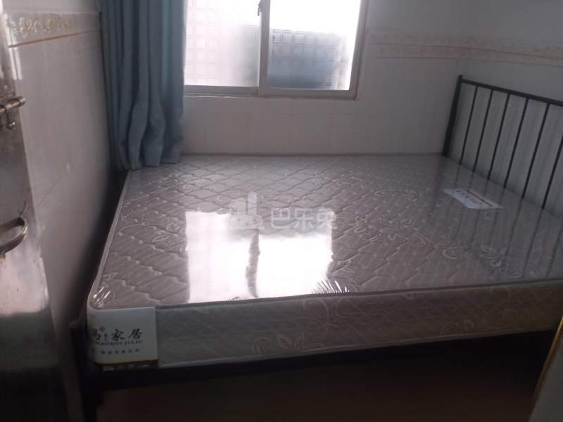 上步前街二巷4号9685931卧室图2